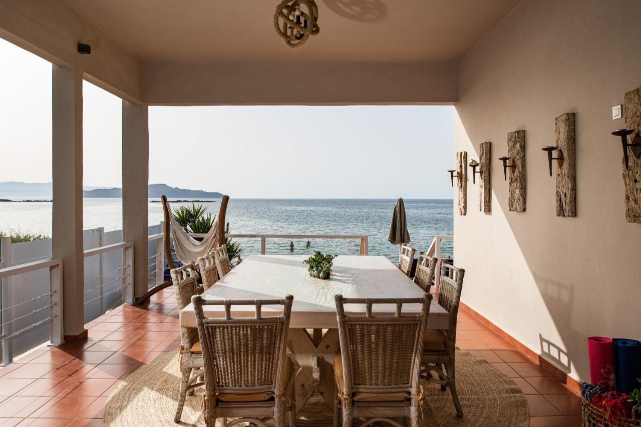 Domus Aqua Villa Kato Daratso Ngoại thất bức ảnh